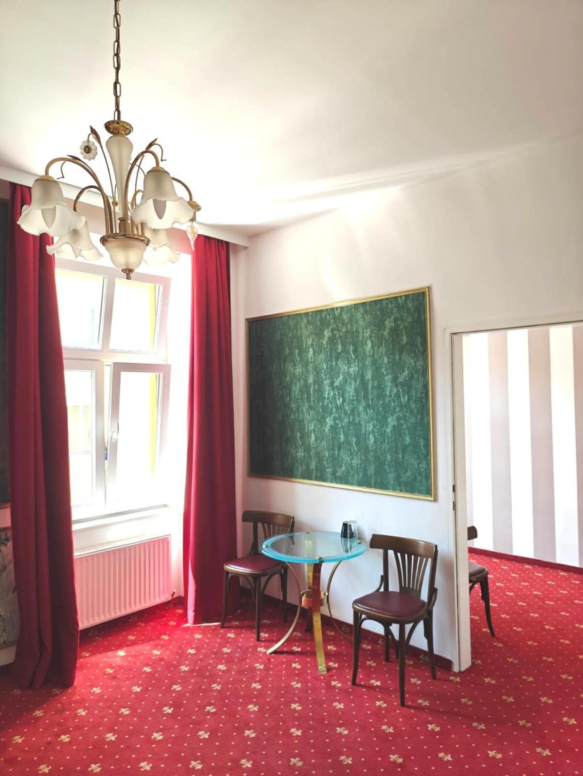 Hotel Viktoria Vienna Exterior photo