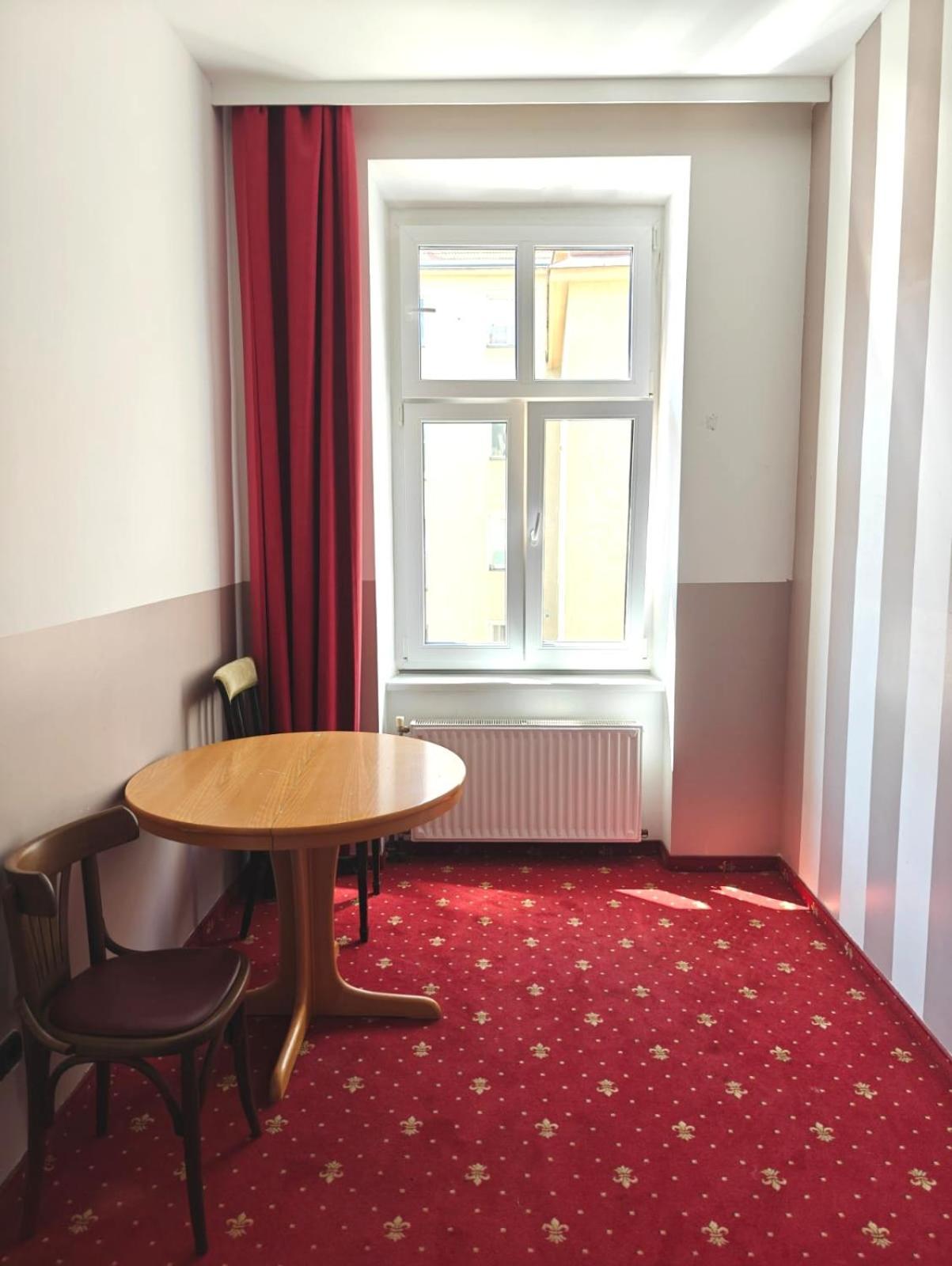 Hotel Viktoria Vienna Exterior photo