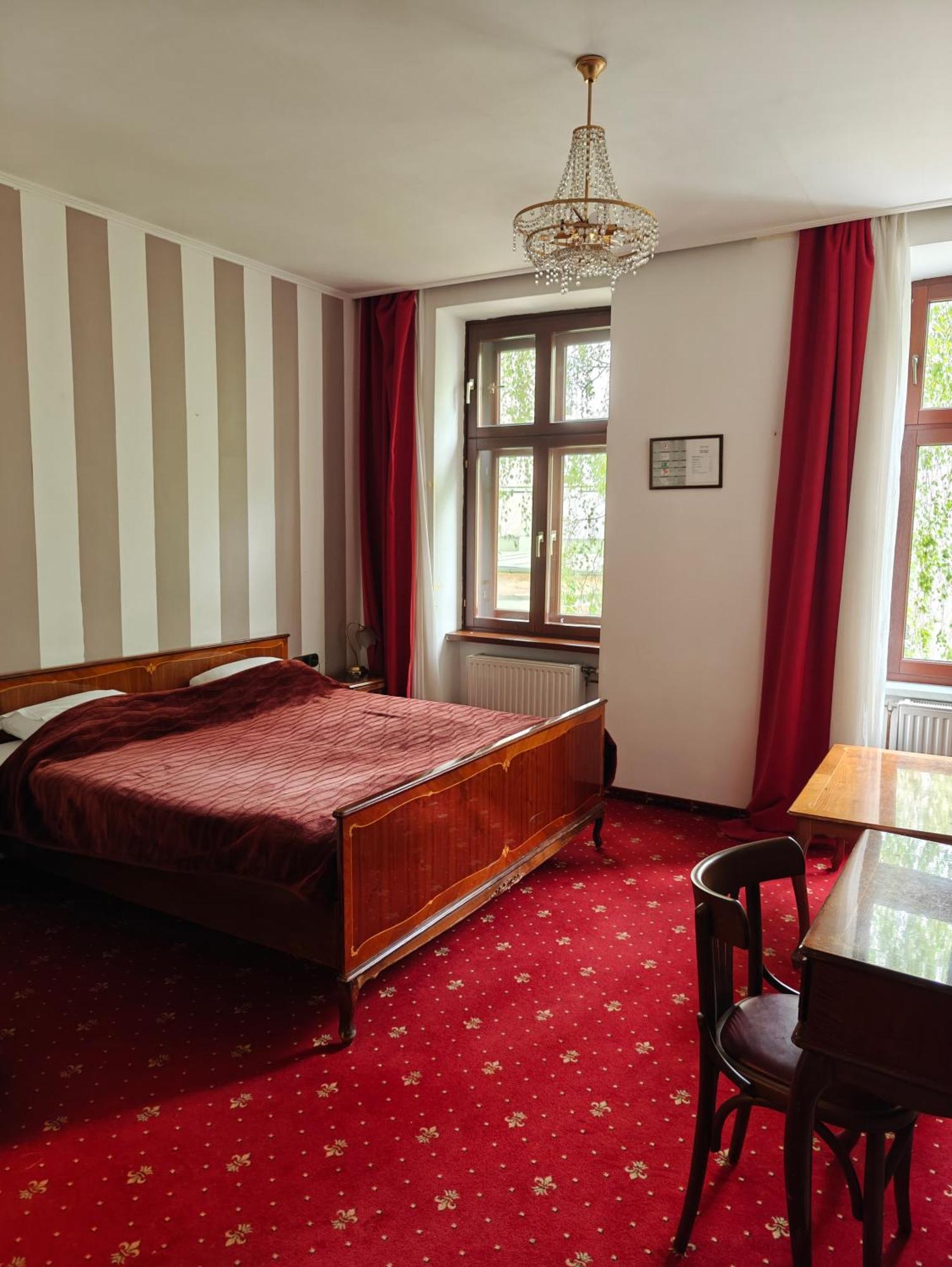 Hotel Viktoria Vienna Exterior photo