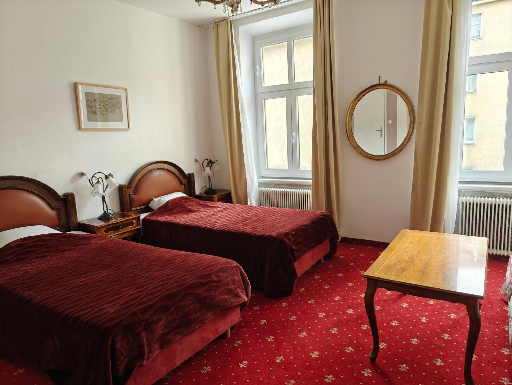 Hotel Viktoria Vienna Exterior photo
